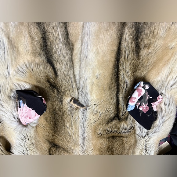 Vintage Tissavel of France Cream and Brown Teddy Faux Fur Jacket - Picture 6 of 12